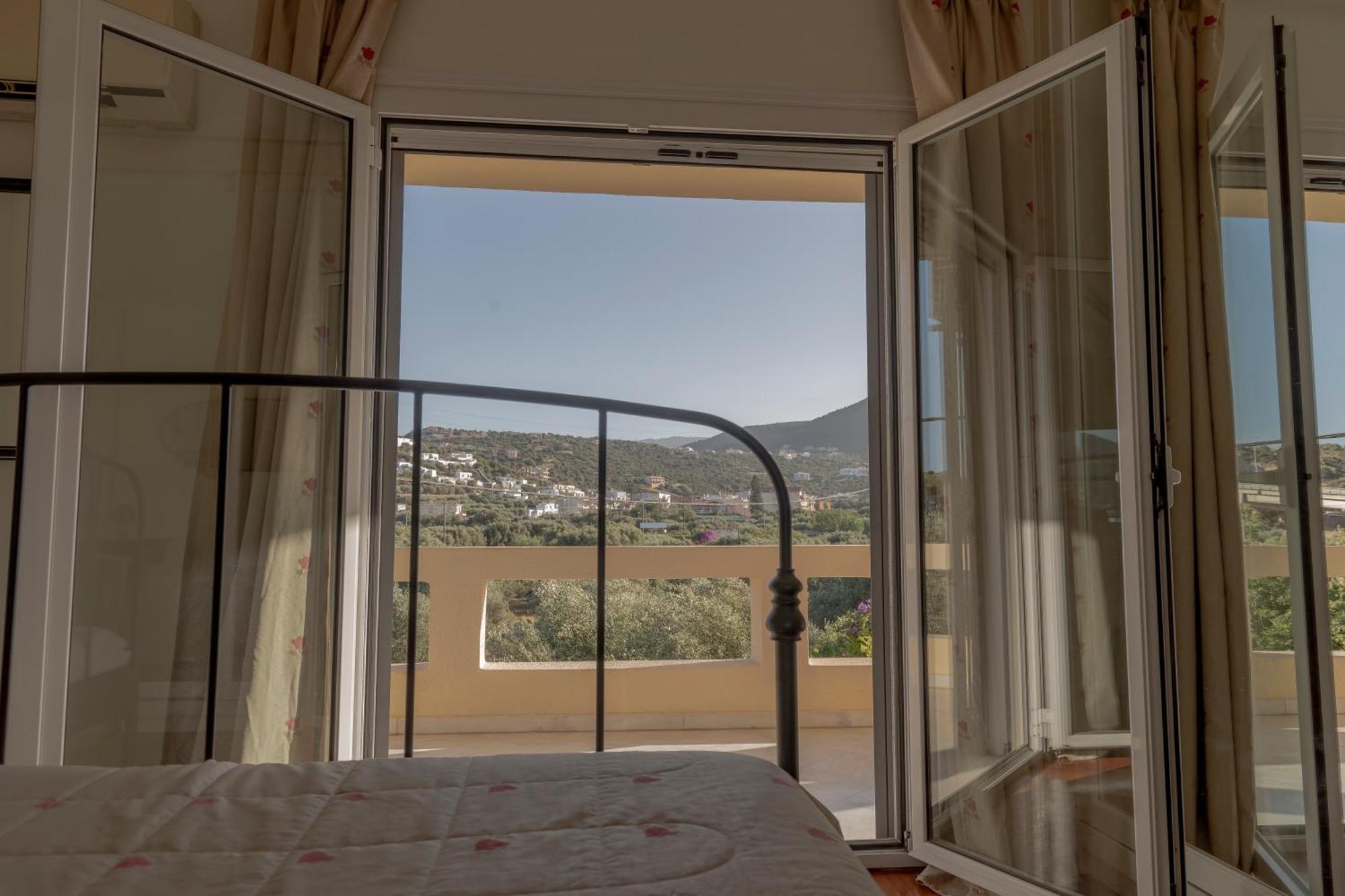 Private Pet Friendly Villa Ayos Nikolaos Dış mekan fotoğraf